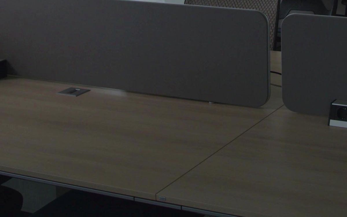 Hard floor surface in a commercial building